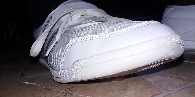 feet
